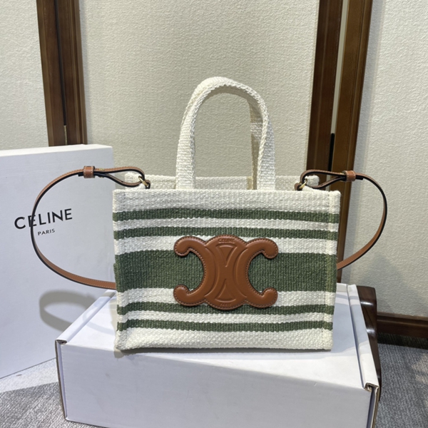 スーパーコピーブランドバッグ正面デザイン
